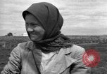 Standbild Ukraine Landwirte Ukraine, 1943, aus Sekunde 43 historischem Filmmaterial Videoclip 65675045849