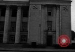 Standbild Regierung Gebäude Ukraine, 1943, aus Sekunde 25 historischem Filmmaterial Videoclip 65675045854