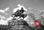 Immagine di Chiesa L'Ucraina, 1943, secondo 14 filmato di repertorio 65675045857