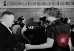 Standbild amerikanischen Frauen United States USA, 1950, aus Sekunde 32 historischem Filmmaterial Videoclip 65675045876