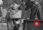 Standbild Amerikanische Frauen in bürgerlichen Pflichten Monroe New York USA, 1950, aus Sekunde 31 historischem Filmmaterial Videoclip 65675045877