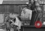 Standbild Amerikanische Frauen in bürgerlichen Pflichten Monroe New York USA, 1950, aus Sekunde 32 historischem Filmmaterial Videoclip 65675045877