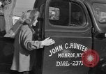 Standbild Amerikanische Frauen in bürgerlichen Pflichten Monroe New York USA, 1950, aus Sekunde 39 historischem Filmmaterial Videoclip 65675045877