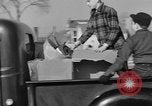 Standbild Amerikanische Frauen in bürgerlichen Pflichten Monroe New York USA, 1950, aus Sekunde 51 historischem Filmmaterial Videoclip 65675045877