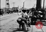 Standbild US Army Truppen Suche nach Pancho Villa Mexiko, 1916, aus Sekunde 44 historischem Filmmaterial Videoclip 65675045878