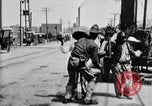 Standbild US Army Truppen Suche nach Pancho Villa Mexiko, 1916, aus Sekunde 45 historischem Filmmaterial Videoclip 65675045878