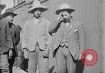 Standbild Pancho Villa und revolutionär Rekruten Chihuahua Mexiko, 1916, aus Sekunde 10 historischem Filmmaterial Videoclip 65675045879