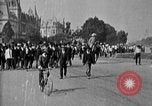 Standbild Pancho Villa und revolutionär Rekruten Chihuahua Mexiko, 1916, aus Sekunde 24 historischem Filmmaterial Videoclip 65675045879