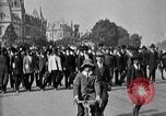 Standbild Pancho Villa und revolutionär Rekruten Chihuahua Mexiko, 1916, aus Sekunde 28 historischem Filmmaterial Videoclip 65675045879
