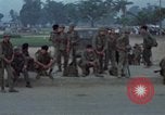 Standbild vietnamesische Soldaten Hue Vietnam, 1972, aus Sekunde 23 historischem Filmmaterial Videoclip 65675045881