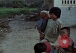 Standbild vietnamesische Soldaten Hue Vietnam, 1972, aus Sekunde 30 historischem Filmmaterial Videoclip 65675045881