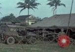 Standbild vietnamesische Soldaten Hue Vietnam, 1972, aus Sekunde 42 historischem Filmmaterial Videoclip 65675045881