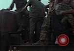 Standbild vietnamesische Soldaten Hue Vietnam, 1972, aus Sekunde 56 historischem Filmmaterial Videoclip 65675045881