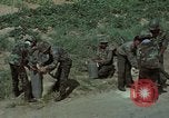 Standbild vietnamesische Soldaten Hue Vietnam, 1972, aus Sekunde 15 historischem Filmmaterial Videoclip 65675045882