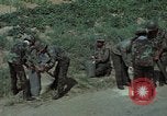Standbild vietnamesische Soldaten Hue Vietnam, 1972, aus Sekunde 18 historischem Filmmaterial Videoclip 65675045882