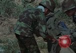 Standbild vietnamesische Soldaten Hue Vietnam, 1972, aus Sekunde 23 historischem Filmmaterial Videoclip 65675045882