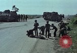 Standbild vietnamesische Soldaten Hue Vietnam, 1972, aus Sekunde 37 historischem Filmmaterial Videoclip 65675045882