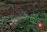 Standbild vietnamesische Soldaten Hue Vietnam, 1972, aus Sekunde 42 historischem Filmmaterial Videoclip 65675045882