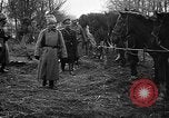 Standbild Kosaken Galizien Ukraine, 1916, aus Sekunde 13 historischem Filmmaterial Videoclip 65675045906