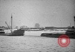 Immagine di Civili russi Pietrogrado Russia, 1919, secondo 6 filmato di repertorio 65675045911