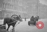 Image Civils russes après Première Guerre Mondiale Petrograd Russie, 1919, de la seconde 22 séquences d'archives historiques vidéo 65675045912