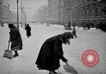 Image Civils russes après Première Guerre Mondiale Petrograd Russie, 1919, de la seconde 38 séquences d'archives historiques vidéo 65675045912