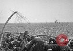 Standbild belgischen Truppen Ramscapelle Belgien, 1914, aus Sekunde 13 historischem Filmmaterial Videoclip 65675045914