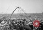 Standbild belgischen Truppen Ramscapelle Belgien, 1914, aus Sekunde 30 historischem Filmmaterial Videoclip 65675045914
