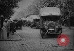Immagine di Camion militari Germania, 1915, secondo 13 filmato di repertorio 65675045926