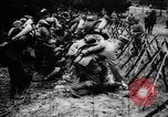 Standbild deutsche Soldaten Ostpreußen, 1915, aus Sekunde 50 historischem Filmmaterial Videoclip 65675045928
