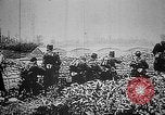 Image soldats français Belgique, 1915, de la seconde 34 séquences d'archives historiques vidéo 65675045931