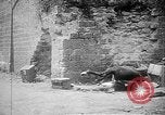 Standbild verlassenen Fort Conde Soissons Frankreich, 1917, aus Sekunde 41 historischem Filmmaterial Videoclip 65675045937