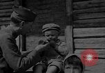 Immagine di American YMCA lavoratore La Russia, 1917, secondo 14 filmato di repertorio 65675045946