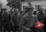 Immagine di Prigionieri di guerra sovietici L'Ucraina, 1919, secondo 16 filmato di repertorio 65675045947