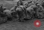 Immagine di Prigionieri di guerra sovietici L'Ucraina, 1919, secondo 29 filmato di repertorio 65675045947