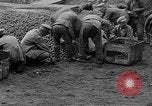 Immagine di Prigionieri di guerra sovietici L'Ucraina, 1919, secondo 35 filmato di repertorio 65675045947