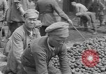 Immagine di Prigionieri di guerra sovietici L'Ucraina, 1919, secondo 39 filmato di repertorio 65675045947