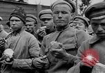 Immagine di Prigionieri di guerra sovietici L'Ucraina, 1919, secondo 44 filmato di repertorio 65675045947