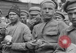 Immagine di Prigionieri di guerra sovietici L'Ucraina, 1919, secondo 50 filmato di repertorio 65675045947