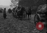 Immagine di Soldati polacchi con bracci e pale L'Ucraina, 1919, secondo 11 filmato di repertorio 65675045948
