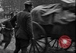 Immagine di Soldati polacchi con bracci e pale L'Ucraina, 1919, secondo 29 filmato di repertorio 65675045948