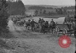 Immagine di Soldati polacchi con bracci e pale L'Ucraina, 1919, secondo 37 filmato di repertorio 65675045948
