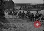 Immagine di Soldati polacchi con bracci e pale L'Ucraina, 1919, secondo 39 filmato di repertorio 65675045948