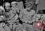 Immagine di Soldati polacchi e le famiglie di evacuazione Polonia, 1919, secondo 14 filmato di repertorio 65675045949