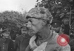 Immagine di Soldati polacchi e le famiglie di evacuazione Polonia, 1919, secondo 30 filmato di repertorio 65675045949