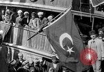 Immagine di I Nazionalisti turchi pongono sul dock Samsun Turchia, 1922, secondo 4 filmato di repertorio 65675045953