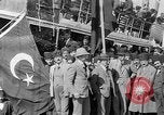 Immagine di I Nazionalisti turchi pongono sul dock Samsun Turchia, 1922, secondo 11 filmato di repertorio 65675045953