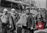 Immagine di I Nazionalisti turchi pongono sul dock Samsun Turchia, 1922, secondo 15 filmato di repertorio 65675045953