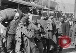 Immagine di I Nazionalisti turchi pongono sul dock Samsun Turchia, 1922, secondo 19 filmato di repertorio 65675045953