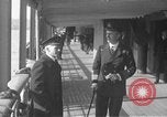 Immagine di Il capitano del British ocean liner Europa, 1920, secondo 3 filmato di repertorio 65675045973
